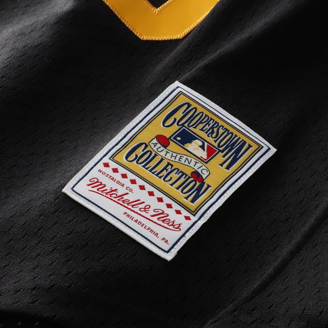 Pittsburgh Pirates Willie Stargell Mitchell & Ness Authentic Batting Practice Jersey - Black MLB Team Jersey Baseball Fan Apparel