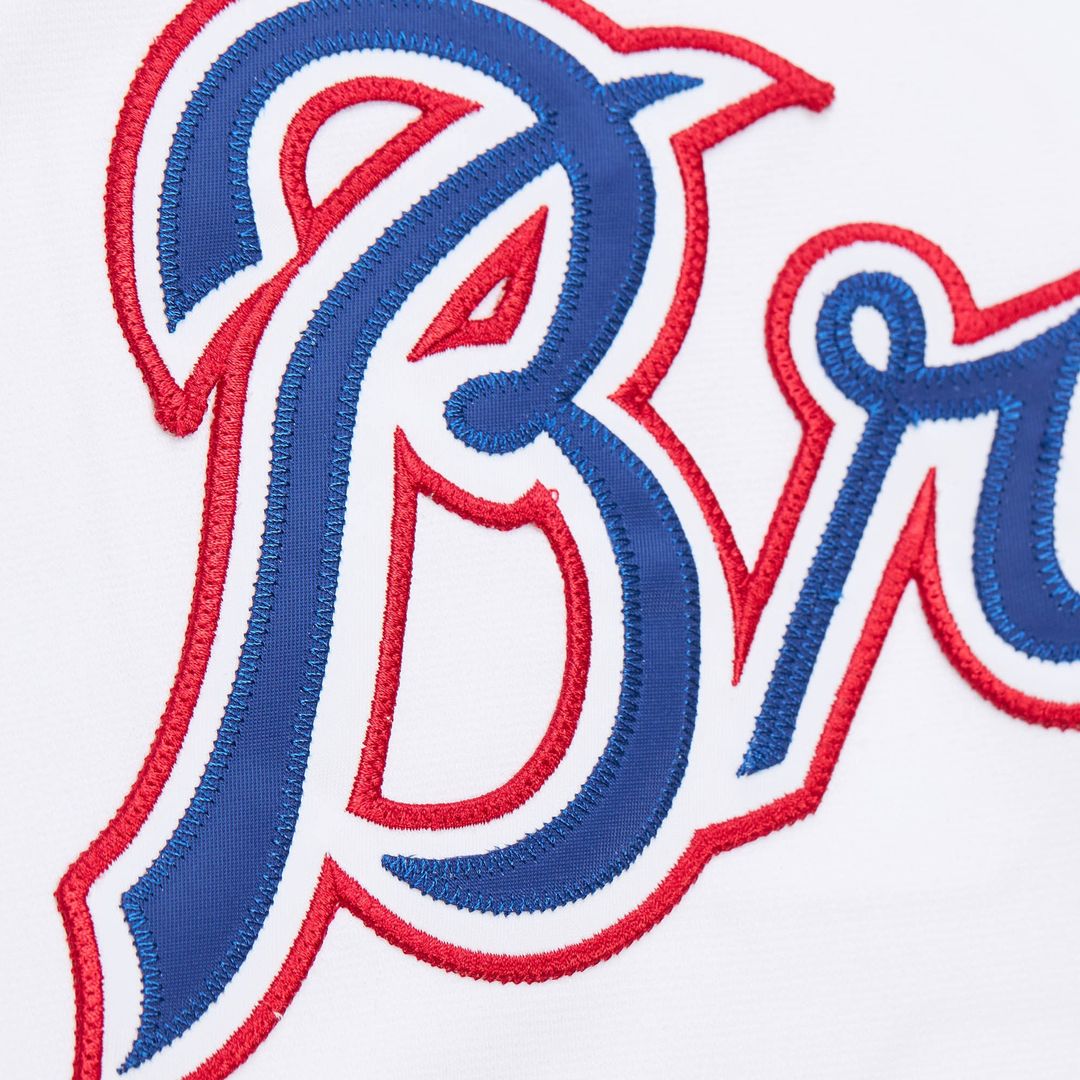 Atlanta Braves Chipper Jones Mitchell & Ness 2004 Cooperstown Authentic Throwback Jersey - White MLB Team Jersey Baseball Fan Apparel