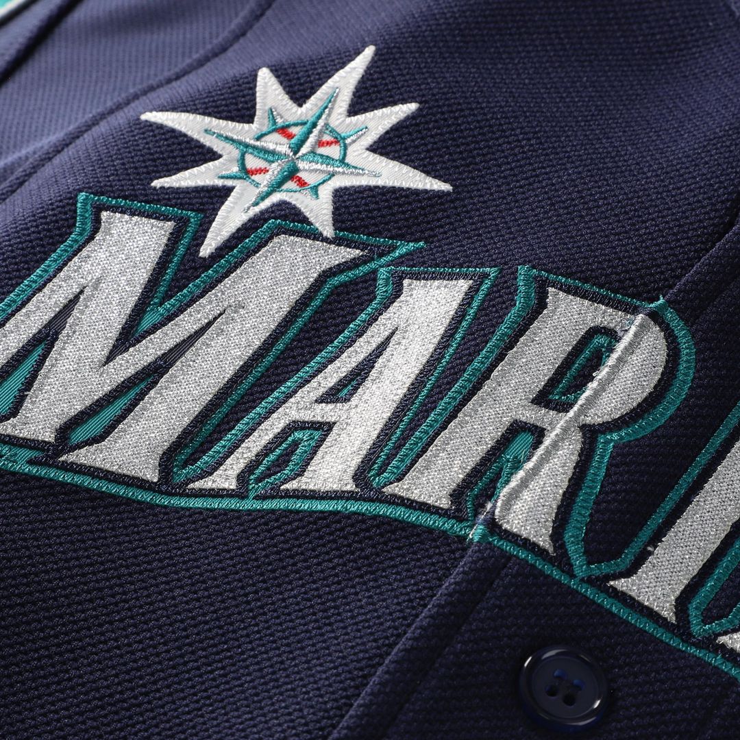 Seattle Mariners Ichiro Suzuki Mitchell & Ness 2006 Cooperstown Mesh Batting Practice Button - Up Jersey - Navy MLB Team Jersey Baseball Fan Apparel