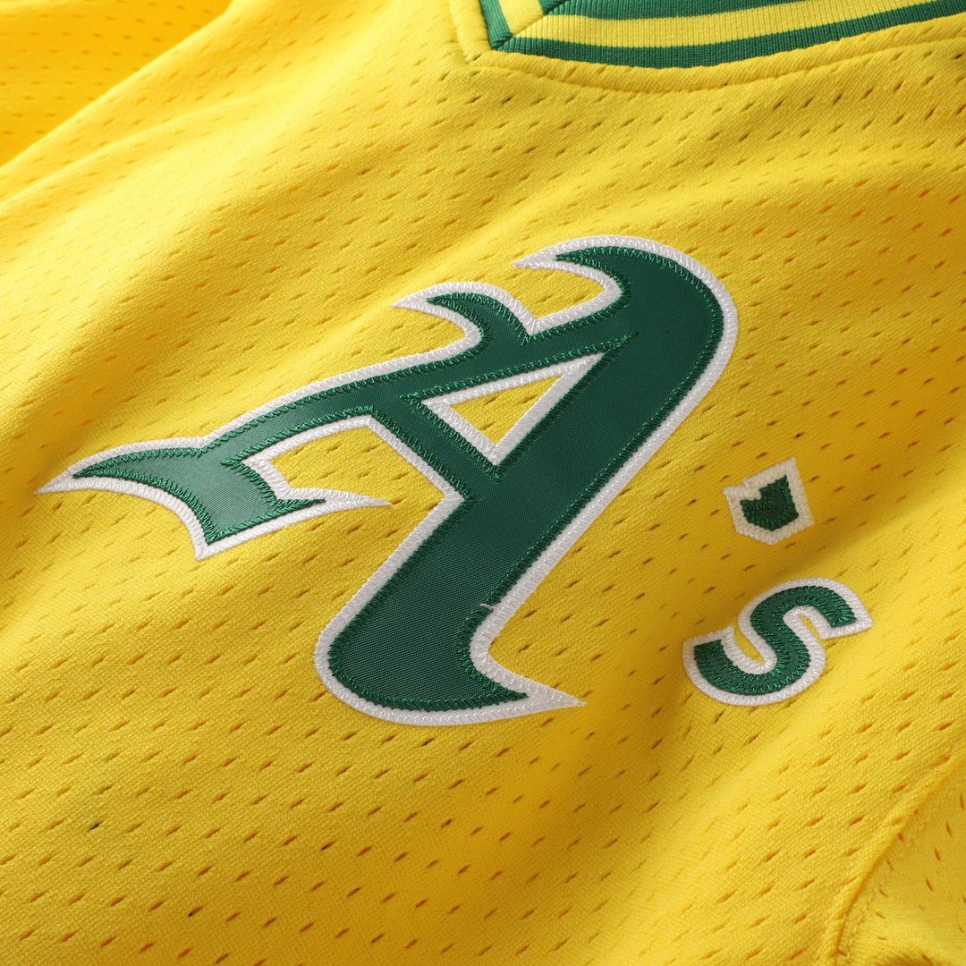 Athletics Mark McGwire Mitchell & Ness Authentic Batting Practice Jersey - Gold MLB Team Jersey Baseball Fan Apparel