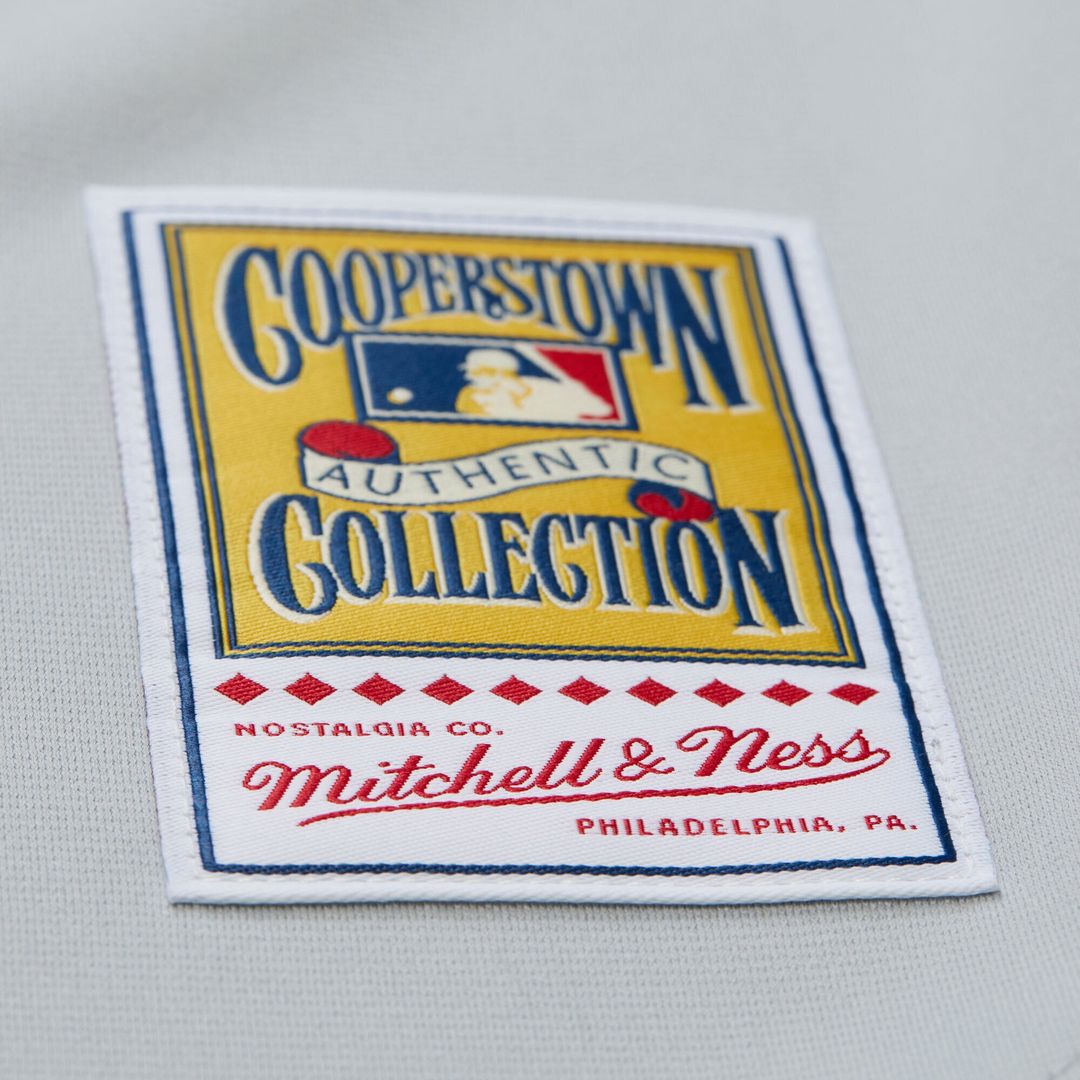 Chicago White Sox Paul Konerko Mitchell & Ness 2005 Cooperstown Authentic Jersey - Gray MLB Team Jersey Baseball Fan Apparel