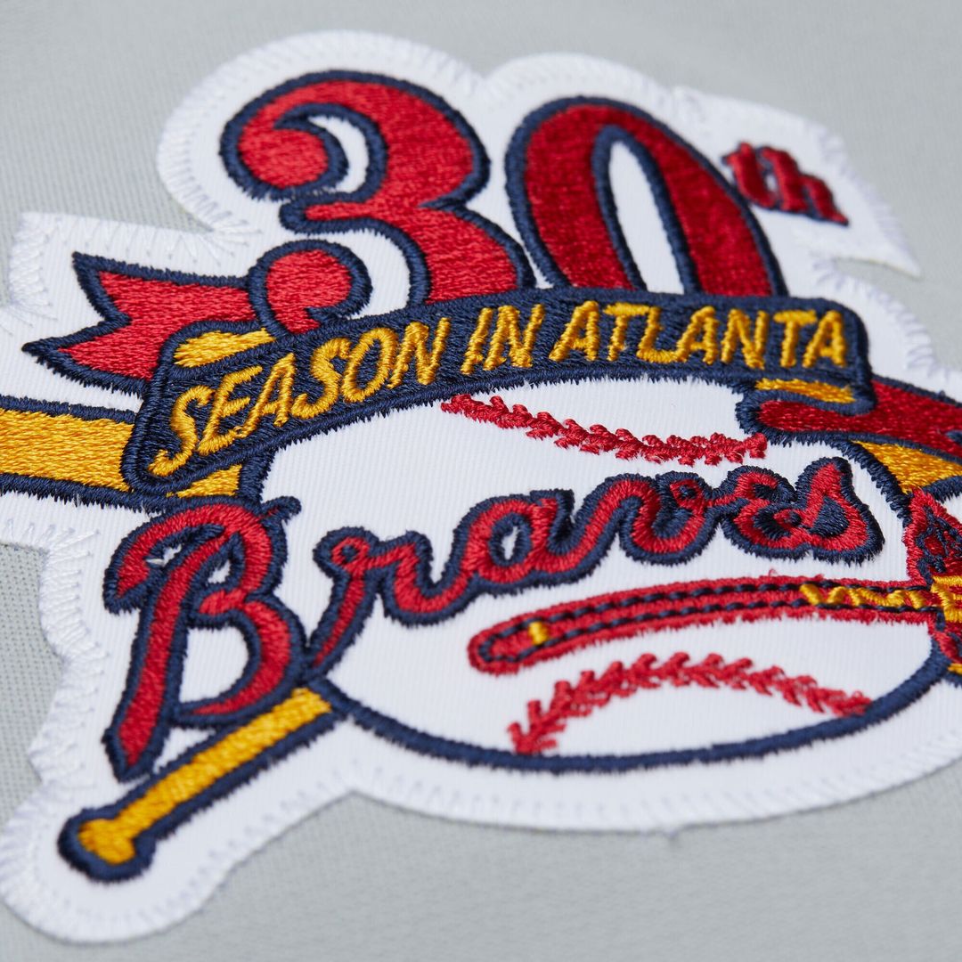 Atlanta Braves Chipper Jones Mitchell & Ness 1995 Throwback Authentic Jersey - Gray MLB Team Jersey Baseball Fan Apparel